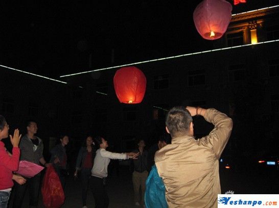 孔明灯飞天